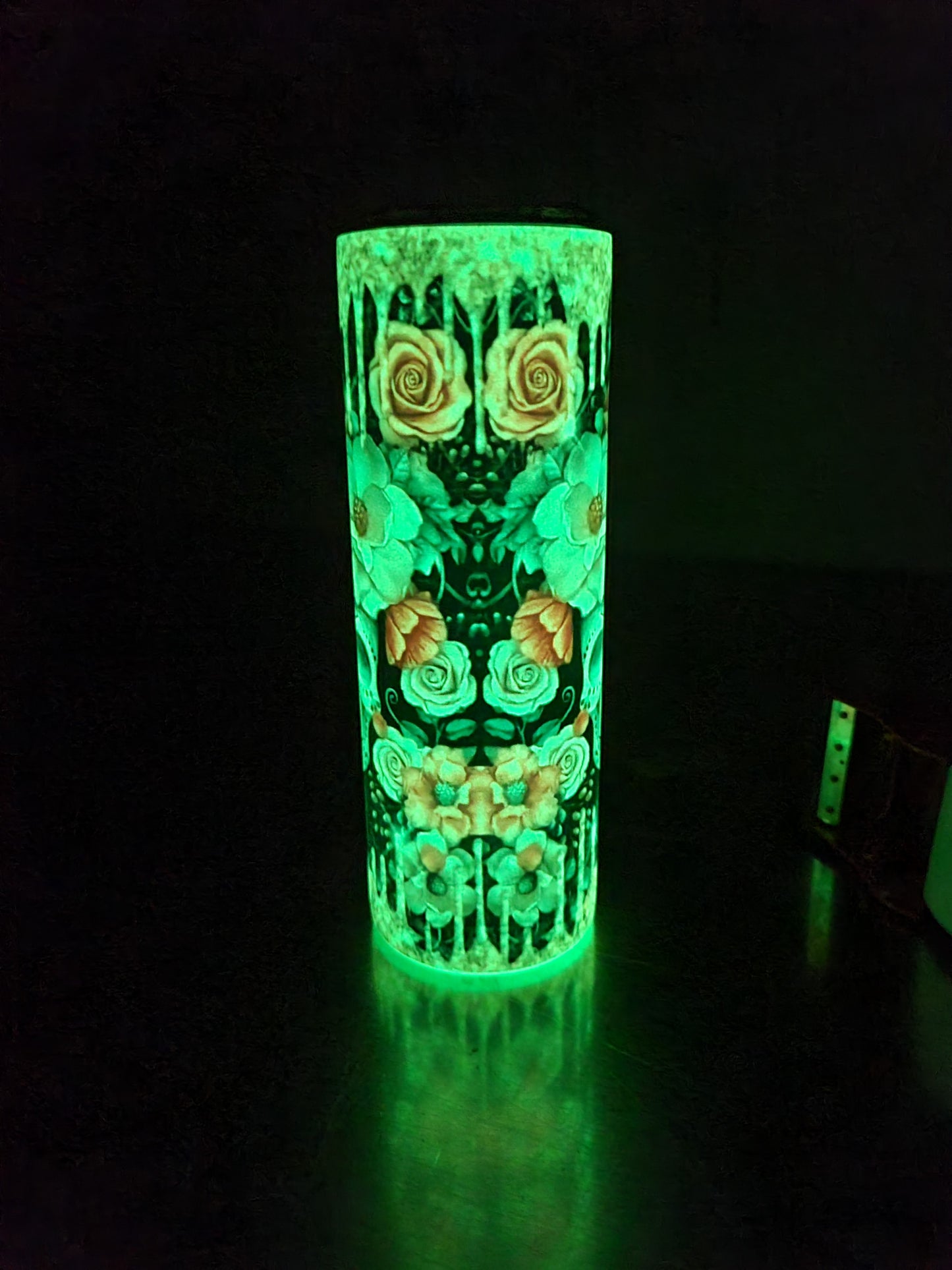 Glow in the dark tumbler