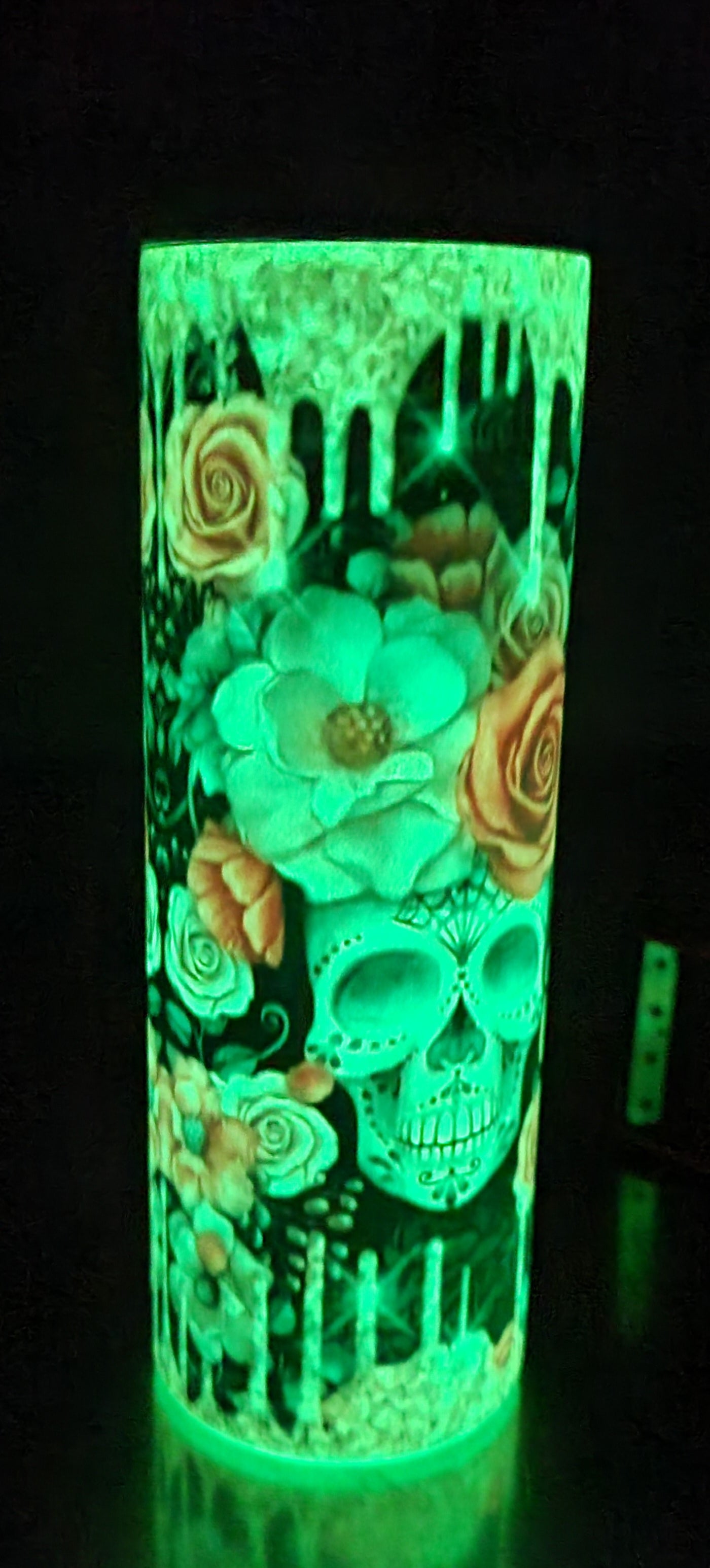 Glow in the dark tumbler